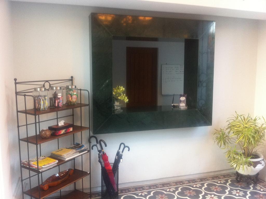 Panca Dewi Guest House ยอกยาการ์ตา ภายนอก รูปภาพ